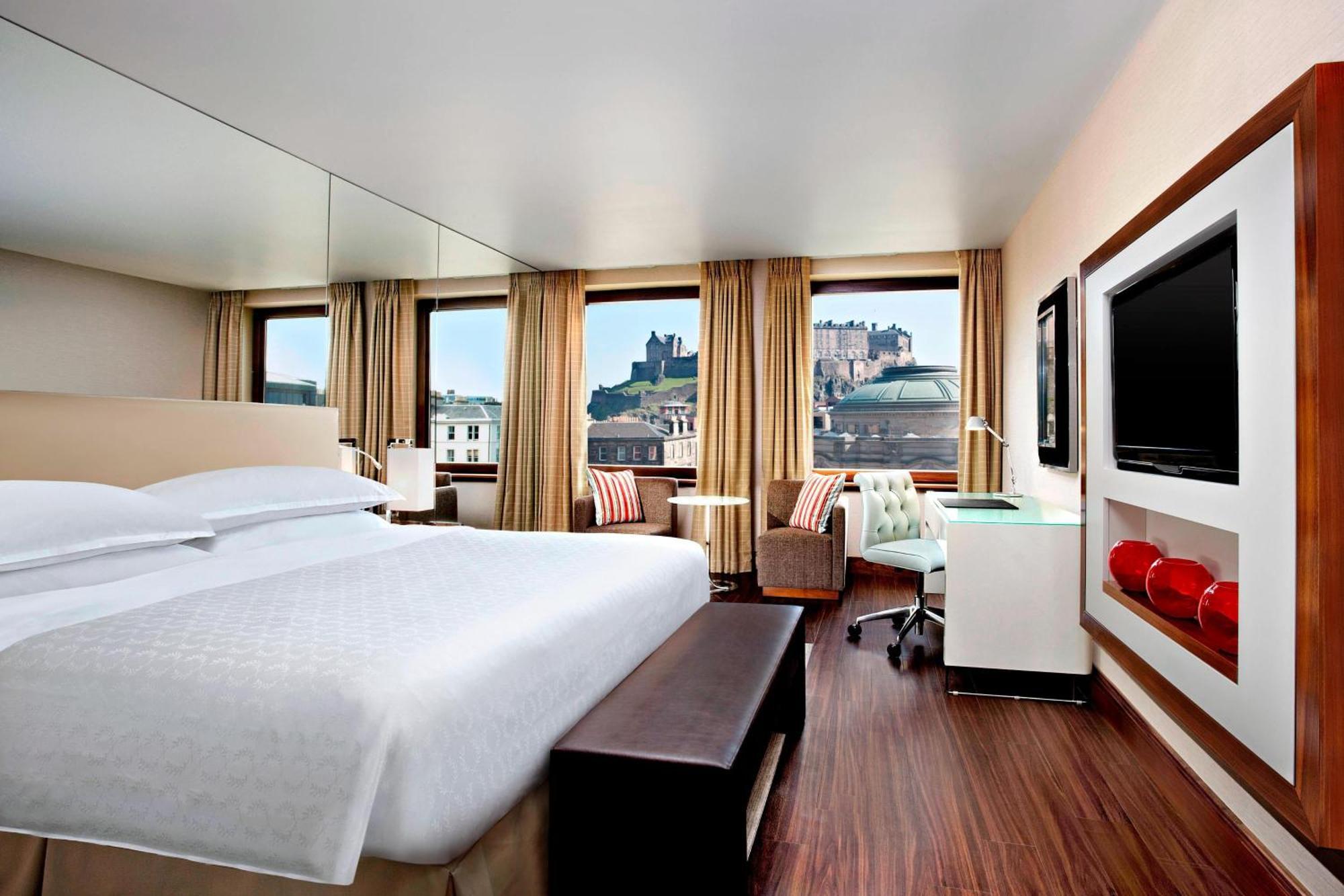 Executive Club Twin Room Club Lounge Access